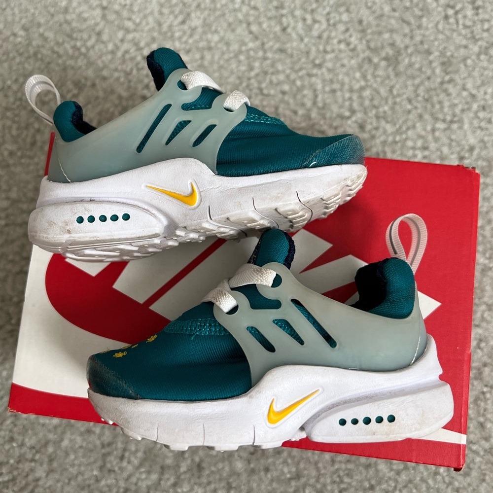 Nike Air Prestos Australia TD toddler sz 5c with box used